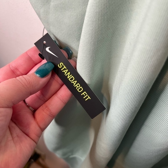 NWT Nike mint green cropped pullover boxy oversized sweater - Picture 5 of 5